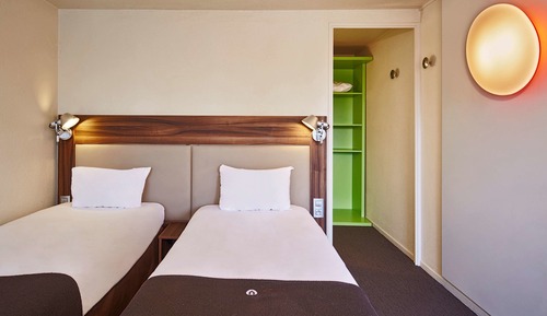 Chambre Standard, 2 lits une place