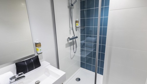 Chambre, 2 lits une place (Pure)
