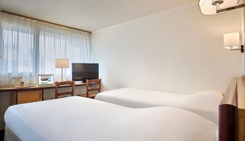 Chambre Standard, 3 lits une place