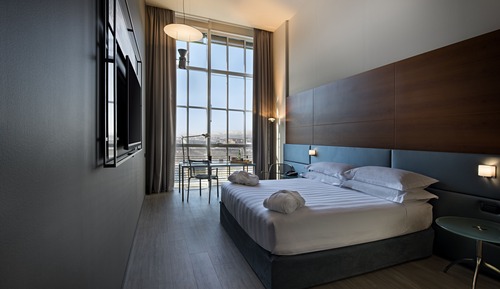 Chambre, 1 très grand lit, accessible aux personnes à mobilité réduite