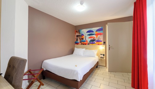 Chambre Double Confort, accessible aux personnes à mobilité réduite