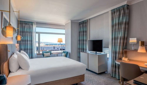 Chambre Deluxe, 1 très grand lit