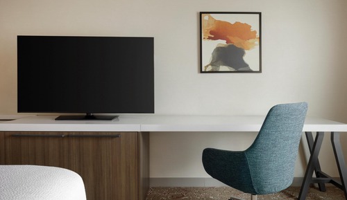 Chambre, 1 très grand lit, accessible aux personnes à mobilité réduite (Hearing)