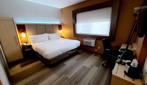 Chambre Standard, 1 très grand lit, accessible aux personnes à mobilité réduite (Mobility)