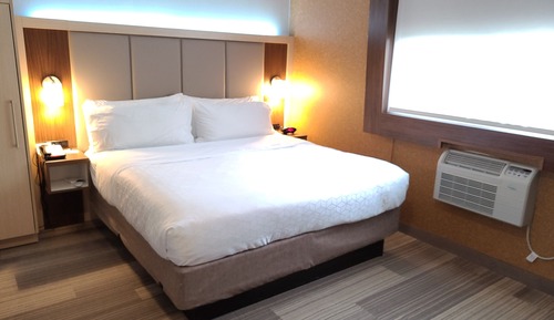 Chambre Standard, 2 lits doubles, accessible aux personnes à mobilité réduite (Communication)