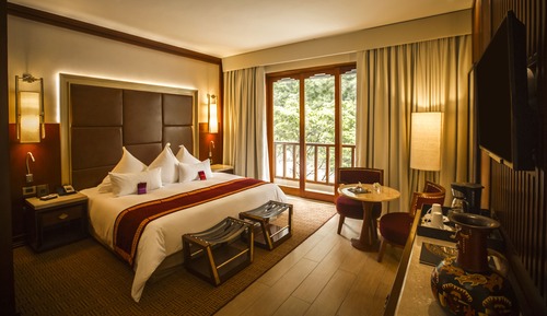 Chambre Deluxe, 1 très grand lit, vue fleuve