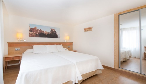 Chambre Familiale (Central Location)