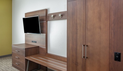 Suite, 1 très grand lit, accessible aux personnes à mobilité réduite (Mobility, Accessible Tub)