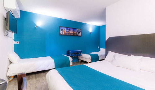 Chambre Quadruple climatisée