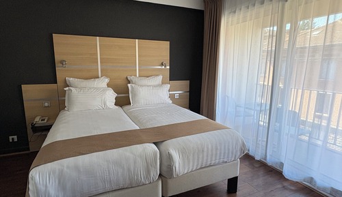Chambre Twin Confort avec balcon 