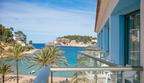 Chambre Double Confort, balcon, vue partielle sur la mer