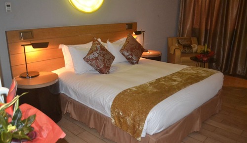 Chambre Familiale, balcon, vue ville