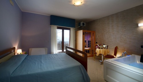 Suite, 1 lit double (with balcony)