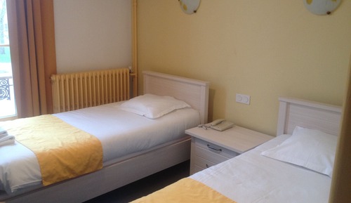 Chambre Confort avec lits jumeaux, 2 lits une place