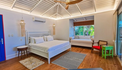 Miss Evelyn Balcony Suites