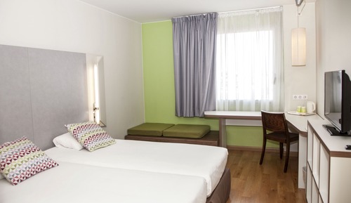 Chambre avec lits jumeaux