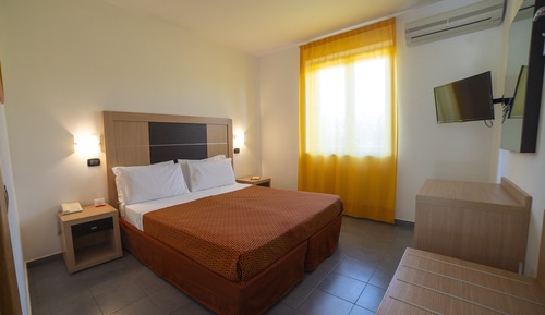 Chambre Familiale (2 adults + 2 children)