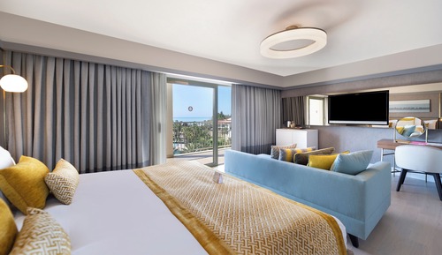 Premium Suite