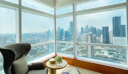 Guest Room, Club Lounge Access