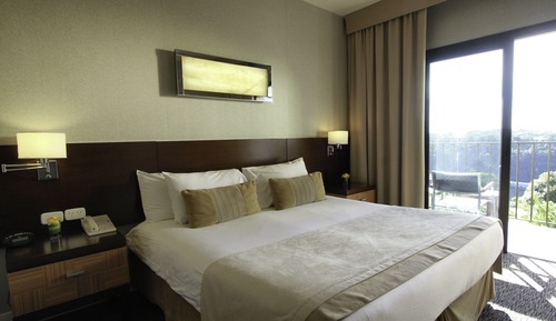 Chambre Classique, balcon, vue fleuve