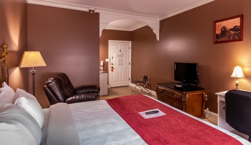 Chambre Signature, réfrigérateur et four à micro-ondes, rez-de-chaussée