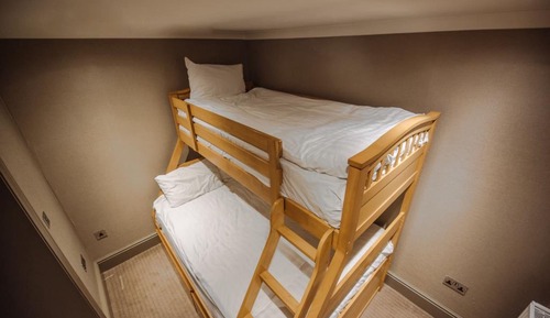 Chambre Familiale Double ou avec lits jumeaux