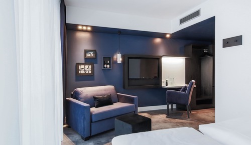 Chambre Triple Confort ( Triple Streetlife)