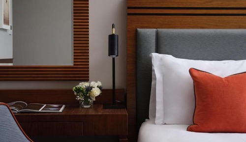Estate View Guestroom