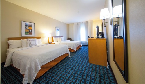 Chambre, 2 grands lits