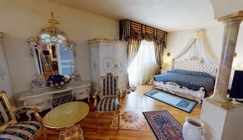 Suite (Michelangelo)