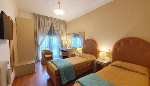 Chambre Supérieure avec lits jumeaux