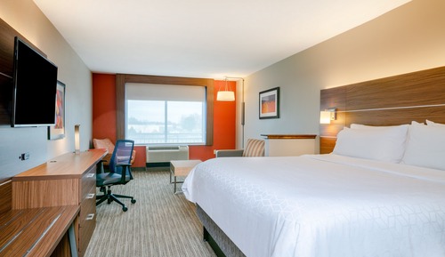Suite, 1 très grand lit et 1 canapé-lit