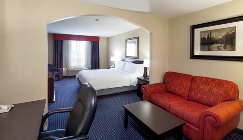 Suite, 1 très grand lit et 1 canapé-lit