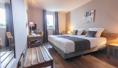 Chambre Standard avec lits jumeaux, 2 lits une place, non-fumeurs, salle de bains privée