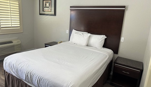 Chambre Standard, 1 grand lit, non-fumeurs