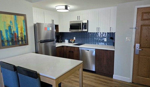 Suite, 1 chambre, cuisine