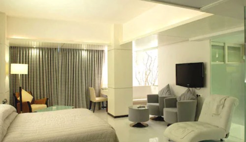 Platinum Suite