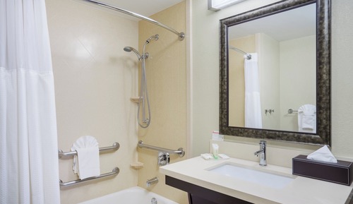 Suite, 1 chambre, cuisine