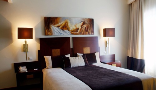 Chambre Standard Double ou avec lits jumeaux, vue canal