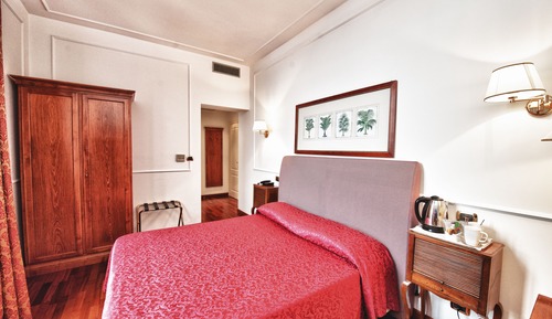 Chambre Double, 1 lit double