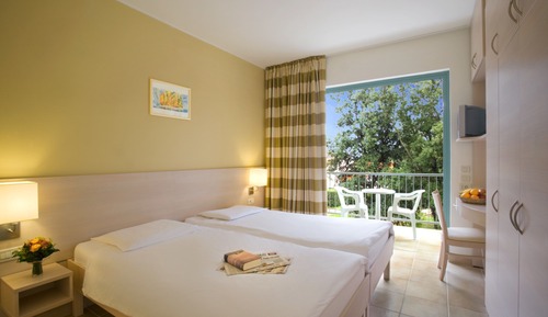 Room for 2 with AC