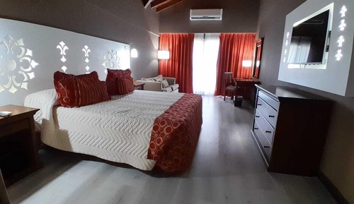 Suite, 1 très grand lit