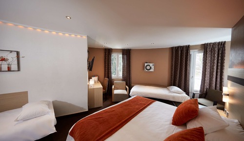 Chambre Familiale, 1 grand lit, non-fumeurs (Larger Room)