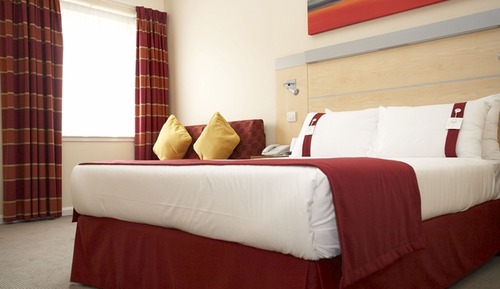 Chambre Standard, 1 lit double et 1 canapé-lit (Free Hot Breakfast)