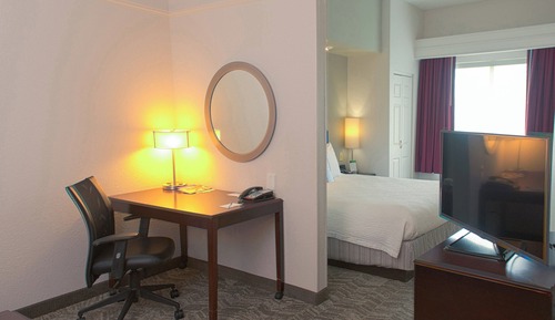 Suite, 1 très grand lit et 1 canapé-lit