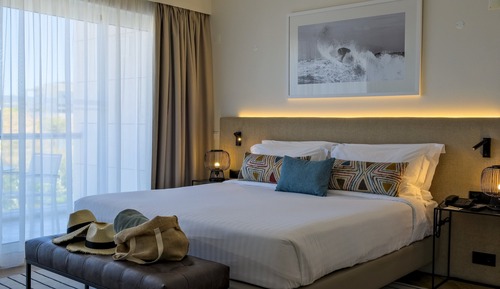 Chambre Premium, 1 très grand lit, balcon