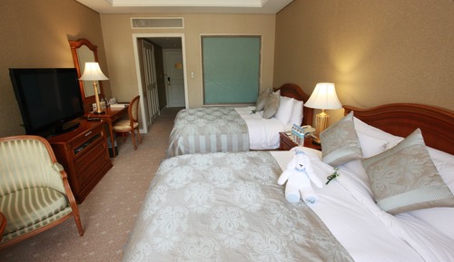 Chambre Standard (Two Double)