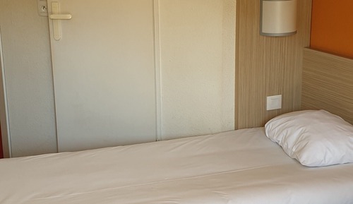 Chambre Standard, 3 lits une place