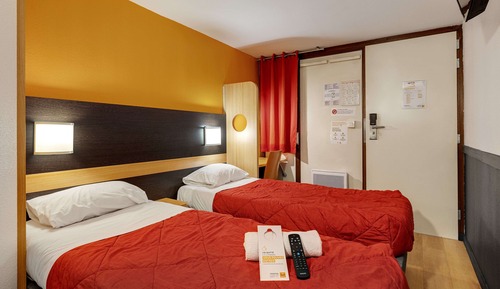 Chambre Standard, 2 lits une place