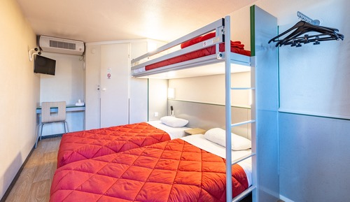 Chambre Standard, 3 lits une place